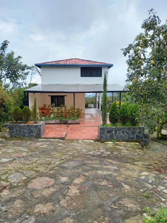 Finca Exclusiva: Eco-Retreat for Families and Friends Alban  Exterior photo