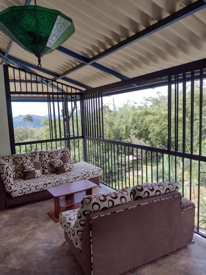 Finca Exclusiva: Eco-Retreat for Families and Friends Alban  Exterior photo